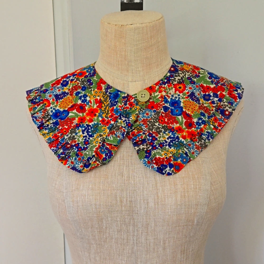 Liberty Print Reversible Collar